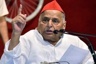 UP के पूर्व CM व सांसद मुलायम सिंह यादव का निधन, बेटे अखिलेश ने ट्वीट कर दी जानकारी, राजनीतिक गलियारे में शोक की लहर