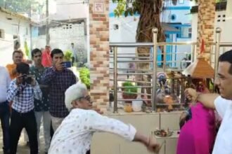 CM के बाद विधायक देवेंद्र ने भी खाया सोटा, प्रदेशवासियों की खुशहाली के लिए सहा दर्द, देखिए Video