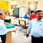 एक्शन में दुर्ग संभागायुक्त, लगातार दूसरे दिन कार्यालयों के औचक निरीक्षण से मचा हड़कंप, अनुपस्थितों का काटा आधे दिन की सैलरी