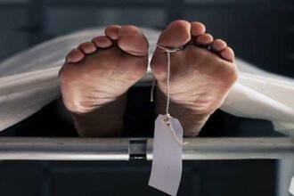 ड्यूटी से घर लौट रहे पोस्टमैन को तेज रफ्तार मालवाहक ने रौंदा, मौके पर ही मौत, परिवार का रो-रोकर हुआ बुरा हाल