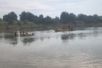 Breaking: SBI कैशियर शबरी नदी में डूबा, कार्तिक के आखिरी सोमवार गया था नहाने, गहरे पानी में समाया, पुलिस कर रही तलाश