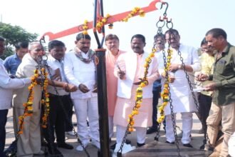 राज्योत्सव के साथ ही प्रदेश में आज से धान खरीदी शुरू, खाद्य मंत्री भगत ने किया महाभियान का शुभारंभ