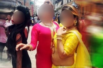 RPF के सामने निर्वस्त्र होकर थर्ड जेंडर्स ने किया जमकर हंगामा, जवानों को दी गंदी-गदी गालियां, किए भद्दे कमेंट्स, जानिए क्या है पूरा माजरा