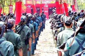 Big Breaking: नक्सलियों ने फिर खेला खूनी खेल, सरपंच के भाई का रेता गला, आधी रात उठाकर ले गए, सुबह खून से लथपथ मिली लाश