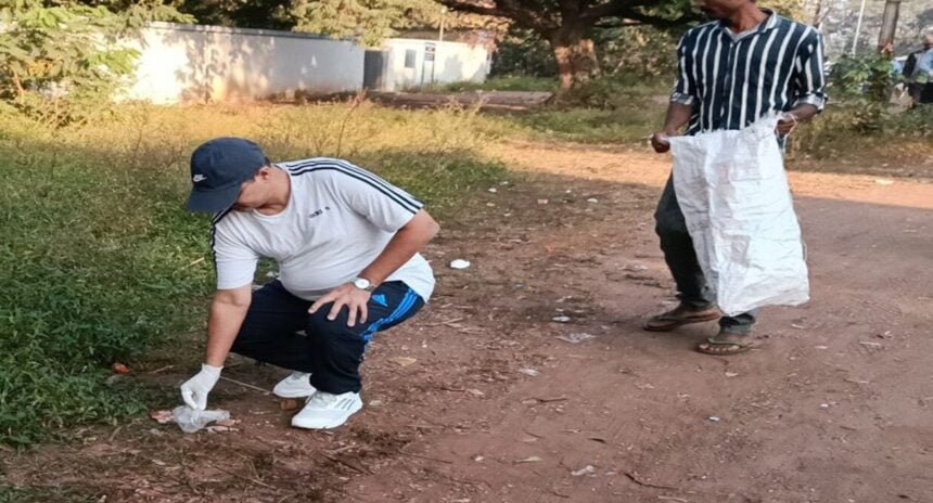 Breaking: प्लास्टिक मुक्त भिलाई बनाने SP, कमिश्नर, BSP के अधिकारी और पुलिस जवानों ने सड़क पर बीना कचरा, रैली निकालकर लोगों को दिया संदेश