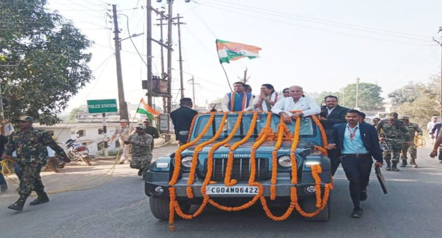 Big Breaking: भानुप्रतापपुर उपचुनाव: कांग्रेस प्रत्याशी के नामांकन रैली में CM भूपेश ने भरी हुंकार, इधर डॉ. रमन बोले जीतेगी तो भाजपा ही