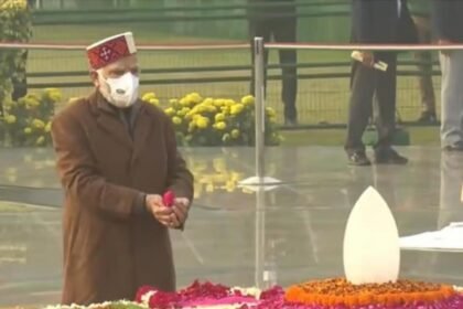 अटल बिहारी वाजपेयी की जयंती पर 'सदैव अटल' पहुंचे पीएम मोदी, राष्ट्रपति-उपराष्ट्रपति ने दी श्रद्धांजलि