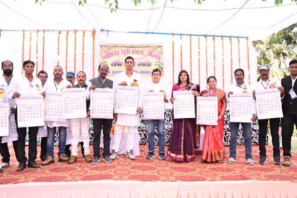 विधायक देवेन्द्र को थाली बजाने के लिए इनाम में मिला चॉकलेट, जानिए क्या है मामला