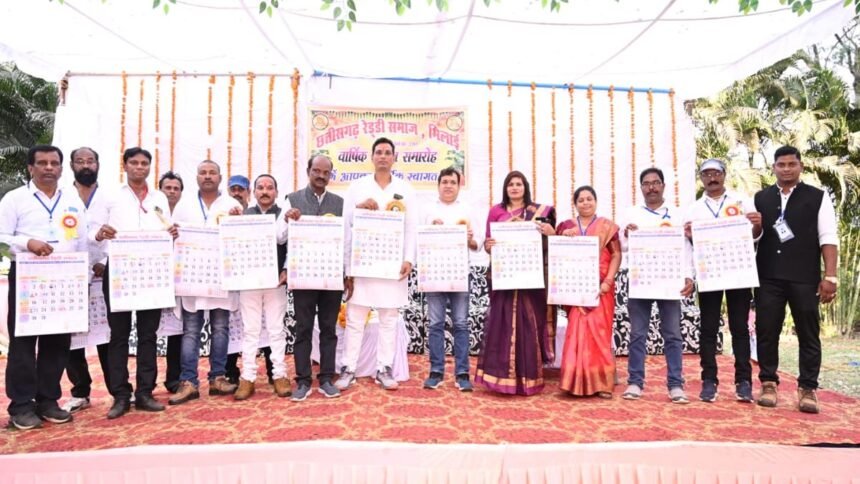विधायक देवेन्द्र को थाली बजाने के लिए इनाम में मिला चॉकलेट, जानिए क्या है मामला