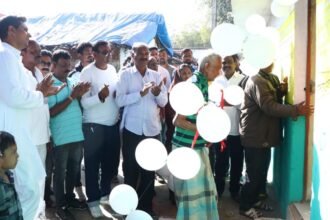 विधायक की नेक पहल: इस बस्ती के लोगों को अब उनके ही वार्ड में मिलेगा राशन, बनवाया सरकारी राशन दुकान का नया भवन