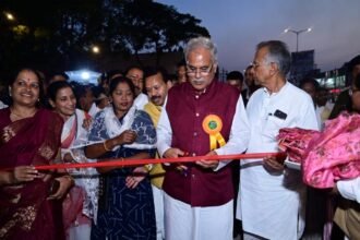 मुख्यमंत्री बघेल ने रेलवे ओवर ब्रिज किया का लोकार्पण, काम में आएगी तेज़ी, जनता को जल्द मिलेगी ट्रेफि़क जाम से मुक्ति