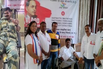 बाबा साहब की स्मृति में किया रक्तदान, बीएसएफ के डीआईजी के साथ जवानों भी आए आगे