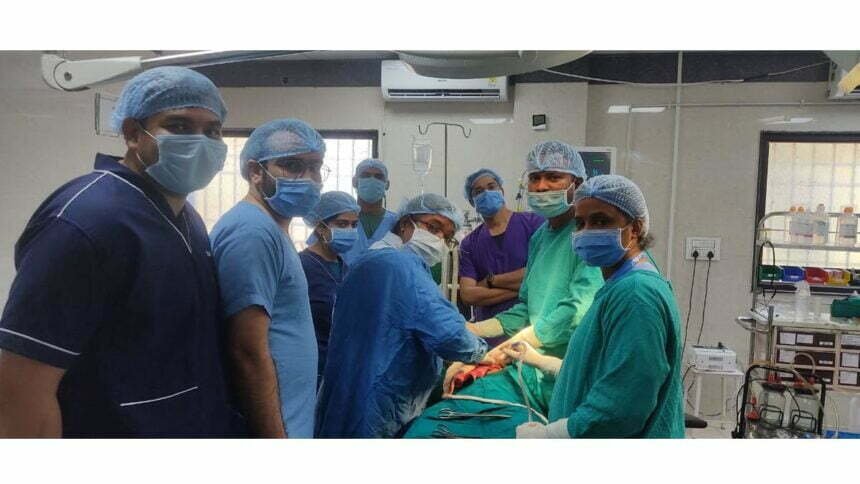 जिला अस्पताल में स्टमक परफोरेशन का हुआ सफल इलाज