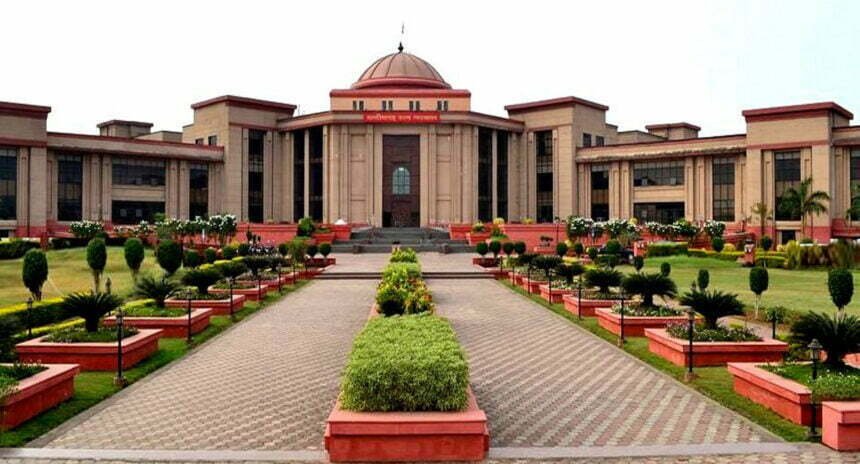 काम की खबर: अगले 10 दिनों तक कोर्ट के दरवाजे रहेेंगे आम आदमी के लिए बंद, सिर्फ अति आवश्यक मामलों की होगी सुनवाई