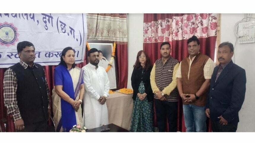 विश्ववद्यिालय की कुलपति ने स्व. हेमचंद यादव को आजात शत्रु करार दिया, छत्तीसगढ़ के विकास में उनके योगदान का उल्लेख किया