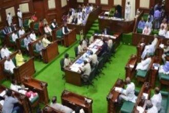 छत्तीसगढ़ विधानसभा में हंगामे के बाद विपक्ष ने किया वॉकआउट, सीएम आज पेश करने वाले हैं आरक्षण विधेयक