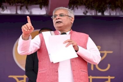 Big Breaking: तहसीलदार निलंबित, भेंट मुलाकात में मिली शिकायत, CM बघेल ने ऑन द स्पॉट एक्शन लेकर अधिकारी को किया सस्पेंड