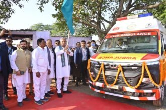 प्रदेश के इस जिले के सभी विकासखंडों में मोबाइल मेडिकल यूनिट की सौगात, सीएम बघेल ने दिखाई हरी झंडी