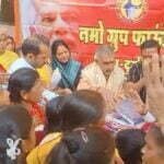 Hemchand Yadav Birthday:नमो फाउंडेशन ने उनकी स्मृति पर गरीबों और जरूरतमंद लोगों को गर्म कपड़ों का किया वितरण