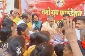 Hemchand Yadav Birthday:नमो फाउंडेशन ने उनकी स्मृति पर गरीबों और जरूरतमंद लोगों को गर्म कपड़ों का किया वितरण