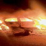 पेड़ से टकरा कर कार में लगी भयंकर आग, हादसे में गाड़ी में सवार दो लोगों की मौके पर मौत, चार लोग गंभीर रूप घायल