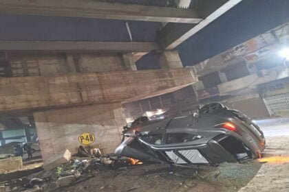 Big Breaking: कुम्हारी में बड़ा हादसा, अधूरे फ्लाईओवर से गिरे बाइक और कार सवार, पति-पत्नी की मौत, बेटी घायल, एयरबैग खुलने से बची कार चालक की जान