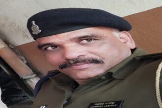 Bhilai Breaking: स्मृति नगर चौकी प्रभारी की सड़क दुर्घटना में मौत, खड़ी ट्रक से जा टकराई बाइक, आधी रात अस्पताल में तोड़ा दम