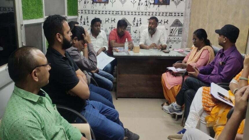 पीडब्ल्यूडी हुआ सख्त, इंजीनियरों के साथ समीक्षा कर काम बेचने वाले ठेकेदारों की बनेगी सूची