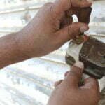 हद है, यहां कृषि केंद्र में बेच रहे थे इंसानों के बीमारी की दवाई, राजस्व विभाग ने छापा मारा तो मचा हड़कंप, छह दुकानें सीलहद है, यहां कृषि केंद्र में बेच रहे थे इंसानों के बीमारी की दवाई, राजस्व विभाग ने छापा मारा तो मचा हड़कंप, छह दुकानें सील