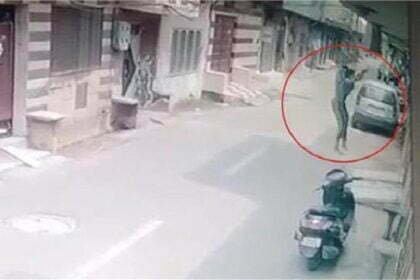 पत्नी ने पति की इस हरकत से तंग आकर कर दिया ये कांड, कैमरे में कैद हुआ पूरा नजारा