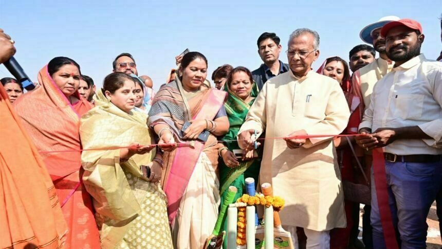 10 दिवसीय विधायक ट्रॉफी का आगाज: मंत्री ताम्रध्वज साहू उतरे पिच पर, विधानसभा स्तरीय छत्तसीगढ़ी ओलंपिक का भी होगा आयोजन