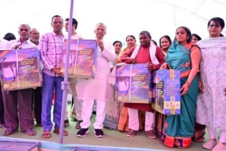 गृह मंत्री ताम्रध्वज साहू ने सरकार के गौरवमयी चार साल का किया बखान, बताया काम के दम पर राष्ट्रीय पहचान स्थापित हुई