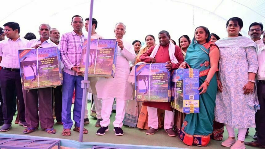 गृह मंत्री ताम्रध्वज साहू ने सरकार के गौरवमयी चार साल का किया बखान, बताया काम के दम पर राष्ट्रीय पहचान स्थापित हुई