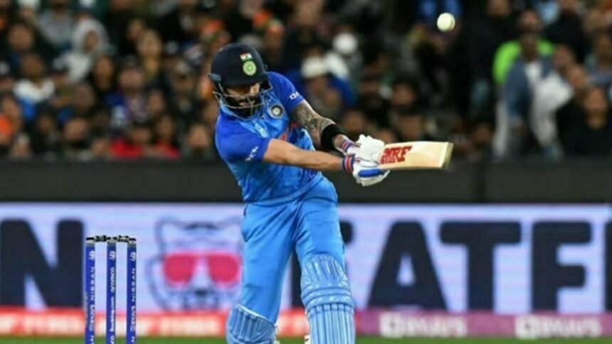 इस पाकिस्तानी गेंदबाज को विराट से छक्के खाने का दुख नहीं, बोले- अगर ये लोग मारते तो बुरा लगता