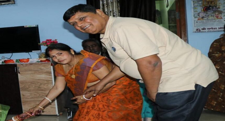 शादी में आए एक ही परिवार के चार लोग कार सहित गायब, रहस्यमय घटना से पुलिस विभाग में मचा हड़कंप, चारों को मोबाइल भी है बंद