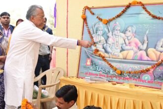 हम सभी को मर्यादा पुरुषोत्तम भगवान राम को नैया पार कराने वाले भक्त गुहा निषाद राज से प्रेरणा लेना चाहिए- ताम्रध्वज साहू