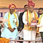 रक्तदान के क्षेत्र में उत्कृष्ट सेवा के लिए सीएम बघेल ने राजिम में किया सूरज साहू का सम्मान