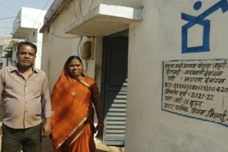 शादी में आ रही थी दिक्कत, मकान बन गया तो हाथ भी हो गए पीले, दामाद भी इतने अच्छे मिले कि घर के सामने टाईल्स लगवा दी