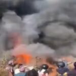 Big Breking - बड़ा विमान हादसा: लैंडिंग से पहले हवा में ही लगी आग, अब तक 35 शव बरामद