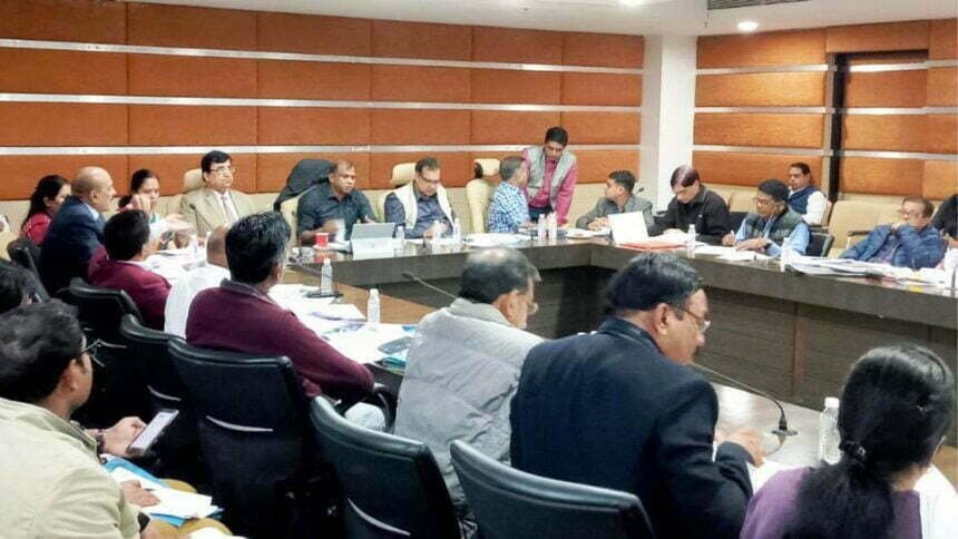 स्वास्थ्य सचिव ने दिए सभी डॉक्टरों को जेनेरिक दवाई लिखने के निर्देश, अस्पतालों में बढ़ाई जाए ओपीडी व आईपीडी