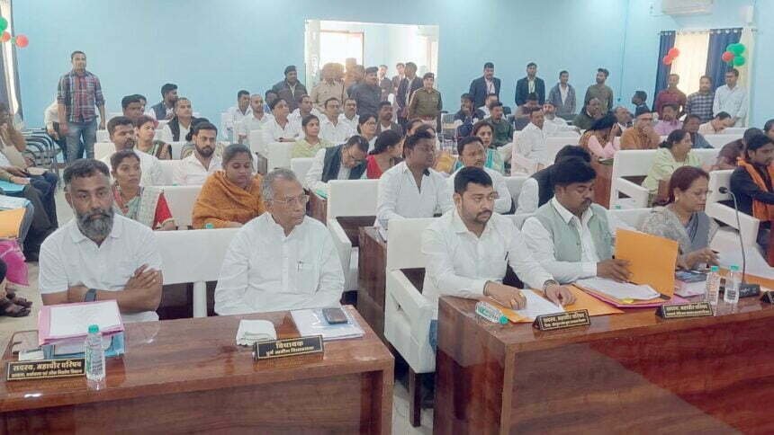 रिसाली निगम की पहली सामान्य सभा, सभापति का अनुभव आया काम, गृह मंत्री ताम्रध्वज साहू भी पहुंचे