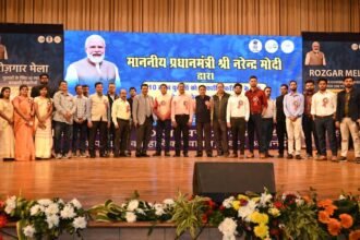 रायपुर में आयोजित तीसरे रोजगार मेले में 116 उम्मीदवारों को सौंपे गए नियुक्ति-पत्र