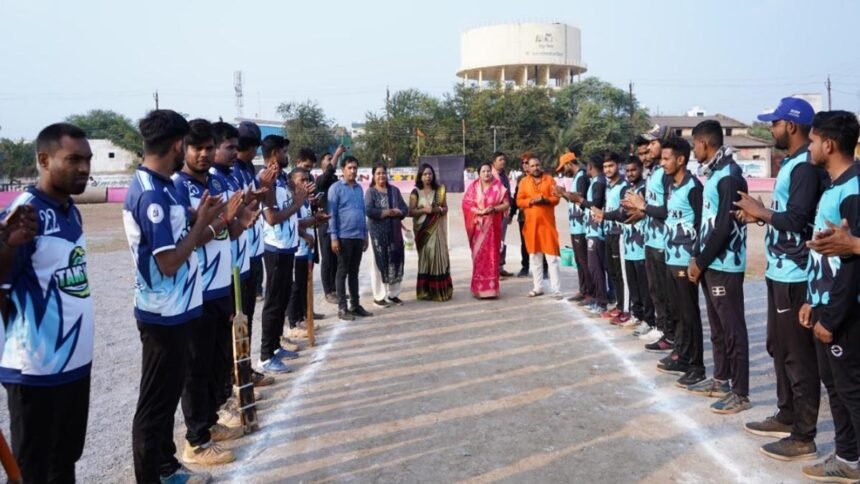 यंगिस्तान कप-2023: नौंवे दिन खेल गए 16 मैच, मनीष पाण्डेय ने बढ़ाया खिलाडिय़ों का हौसला, स्वच्छता के लिए किया प्रेरित