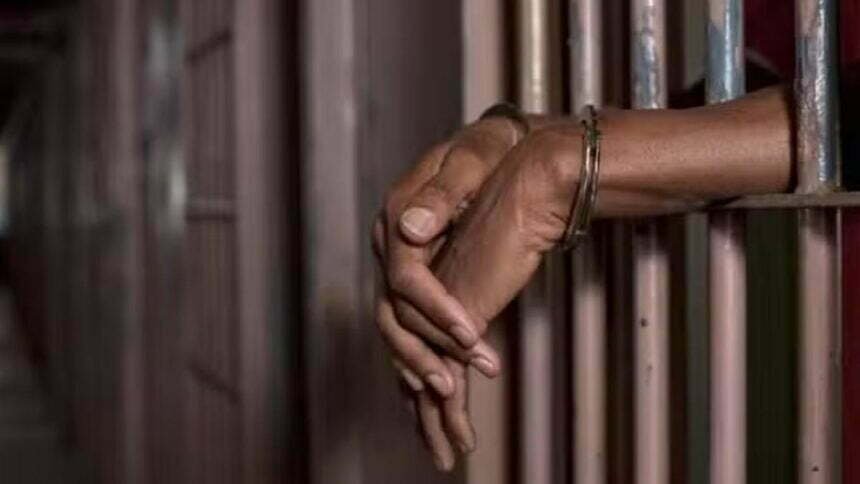 नया विधेयक तैयार: सेना व न्यायपालिका के खिलाफ बयानबाजी पर होगी पांच साल की सजा