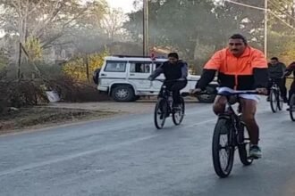 अरपा महोत्सव: जिले के स्थापना दिवस पर आईजी मीणा ने साईक्लोथॉन में लिया हिस्सा, 10 को बड़े आयोजन की तैयारी