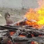 नौ शवों की निकली अंतिम यात्रा, मेले जैसी भीड़ के बावजूद गांव में पसरा था सन्नाटा