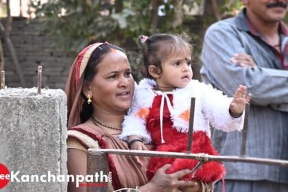 रुको...रुको...रुको...देखो ...फोटो कुछ कह रही है....सीएम भूपेश के भेंट मुलाकात में पहुंची मासूम, जाने क्या कहना चाह रही है?