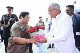 राज्यपाल अनुसुईया उइके को माना स्थित स्टेट हैंगर पर दी गई भाव-भीनी विदाई
