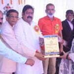 कल्याण महाविद्यालय के वार्षिक उत्सव में हुआ महिला कांग्रेस नेत्री श्वेता मिश्रा व एनएसयूआई प्रदेश महासचिव आकाश कनोजिया का सम्मान