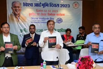 छत्तीसगढ़ में वेटलैण्डों को चिन्हांकित कर उनके विकास के लिए तेजी से हो कार्य: वन मंत्री अकबर